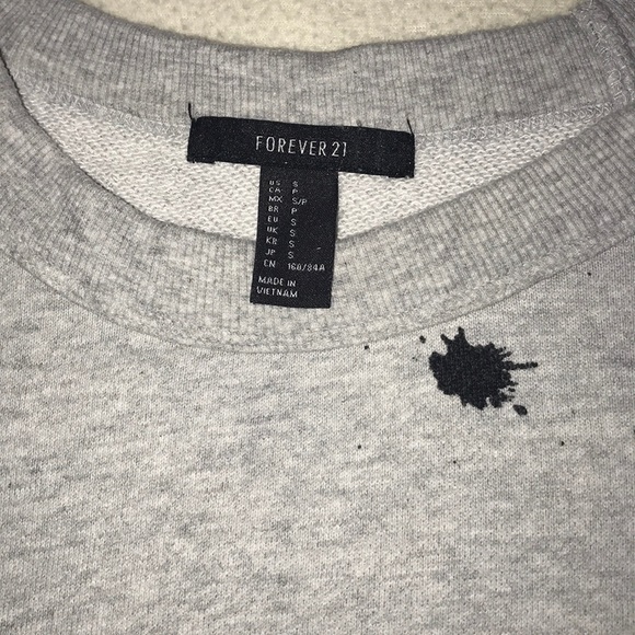 🖤🤍FOREVER 21 Paint splatter sweater🖤🤍 - Picture 2 of 3